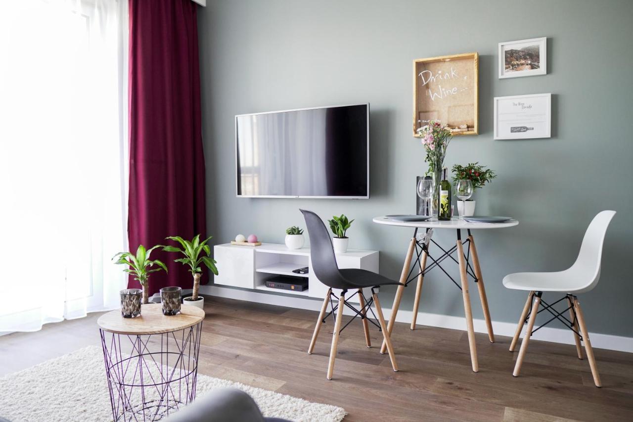 Vizzit Us Premium Apartments Warszawa Eksteriør bilde