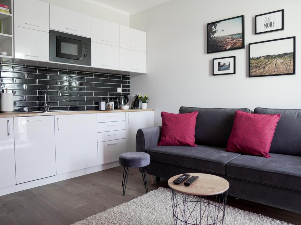Vizzit Us Premium Apartments Warszawa Eksteriør bilde