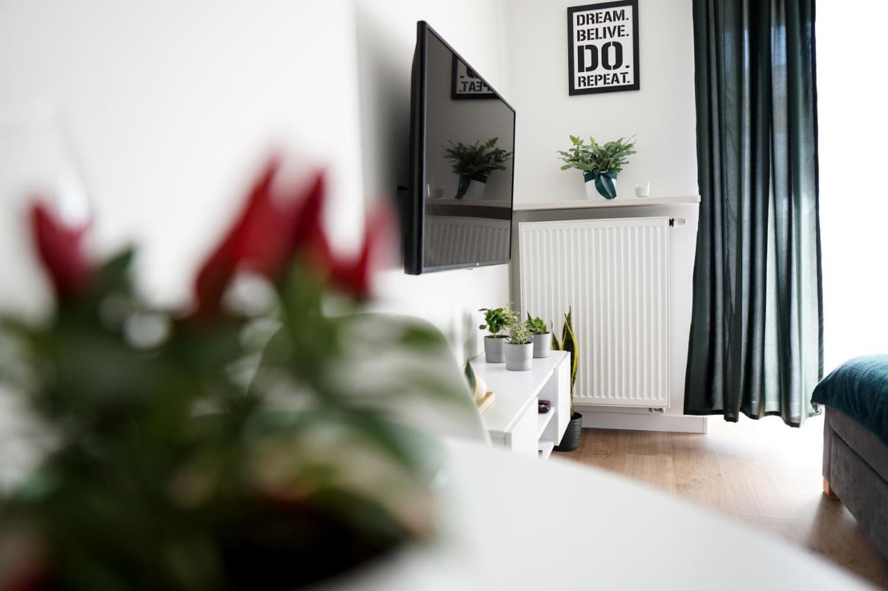 Vizzit Us Premium Apartments Warszawa Eksteriør bilde