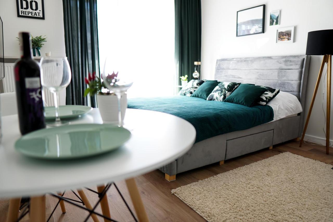 Vizzit Us Premium Apartments Warszawa Eksteriør bilde